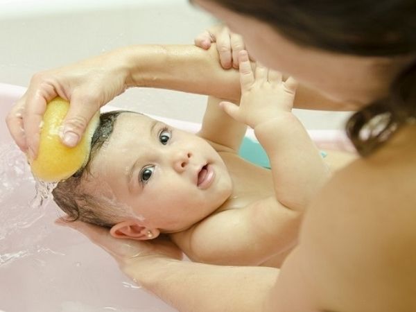 Top 7 nguồn sỉ chậu tắm cho bé giá rẻ, uy tín, chất lượng