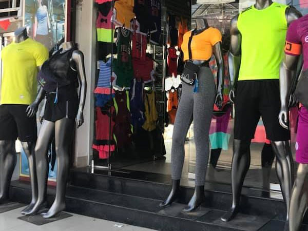 Cách nhập sỉ quần áo thể thao nữ tại Xưởng may Việt Nam