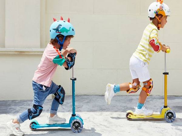 Hướng dẫn cách sử dụng xe trượt cho bé an toàn nhất
